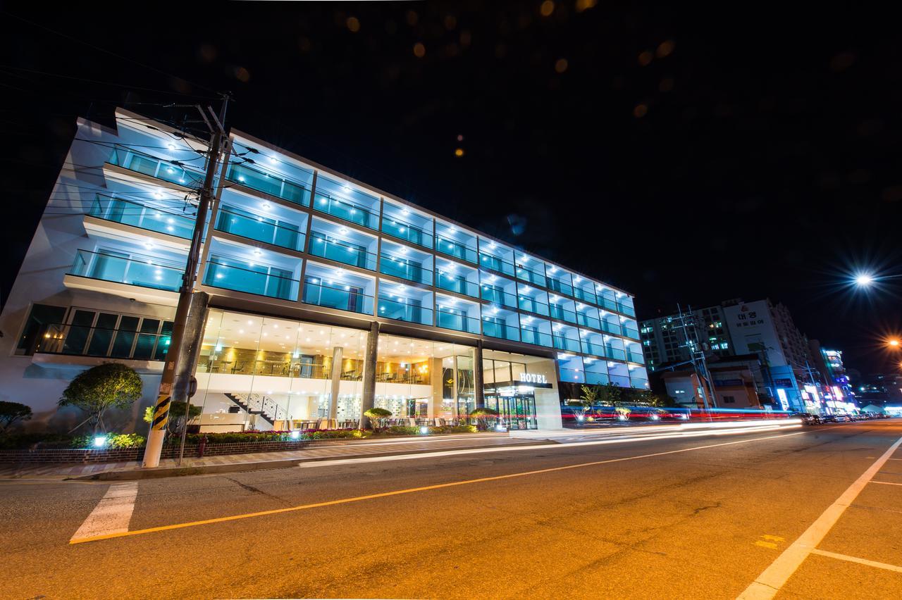 Fortuna Hotel Tongyeong Esterno foto